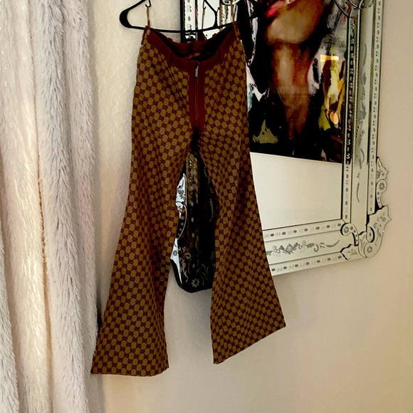 Authentic Gucci - Picture 1 of 6